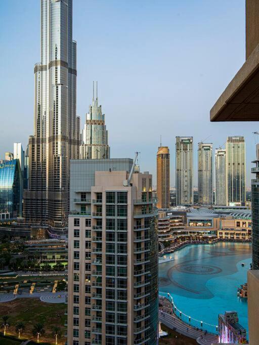 First Class 2Br With Full Burj Khalifa And Fountain View Dubai Exterior photo